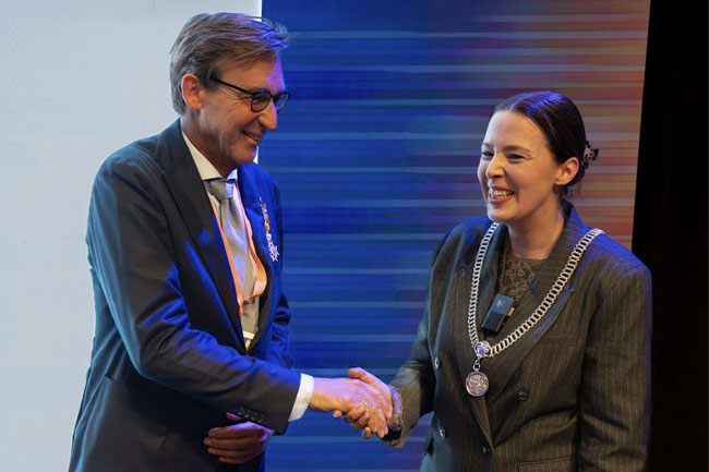 koninklijke-onderscheiding-voor-jos-kosterink